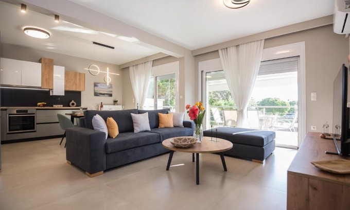 Mytikas Apartment | Maistros Home