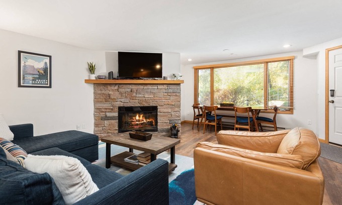Snowmass Village Condo | Make It An Endless Summer! 15% off 3 nights thru 11/19