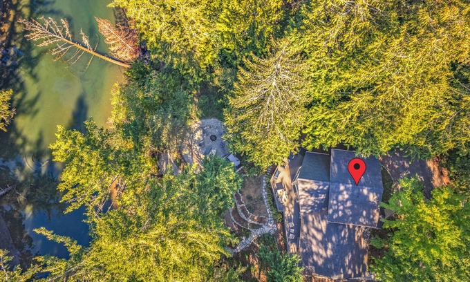 Longbranch House | Make long-lasting vacation memories at Serenity Bay Retreat