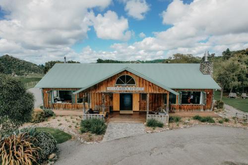 Apiti Cabin | Makoura Lodge