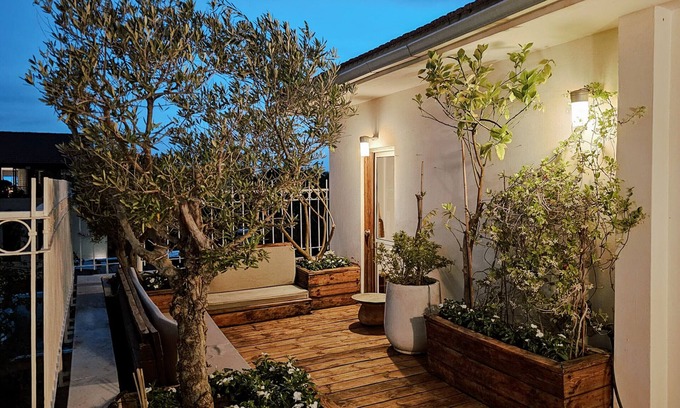 Neve Tzedek Apartment | MAMAD Penthouse & XL Terrace on Dallal Square by FeelHome