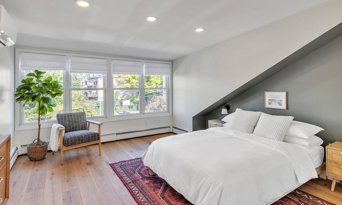 Roxborough-Manayunk House | Manayunk House on the Park, quiet block, close to Main Street!