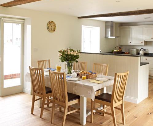 Thatcham House | Manor Farm Courtyard Cottages
