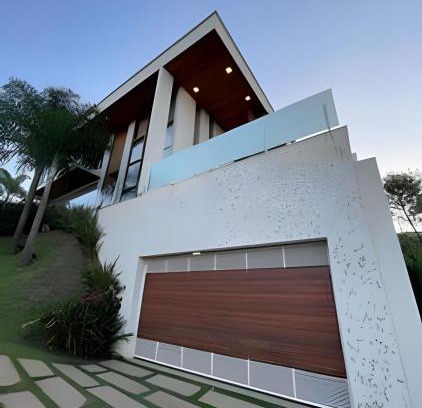 Capitolio House | Mansão Exclusiva Borda Infinita Escarpas do Lago