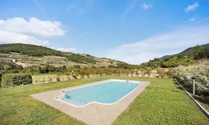 Ortovero Apartment | Mansarda Albero Verde con Piscina