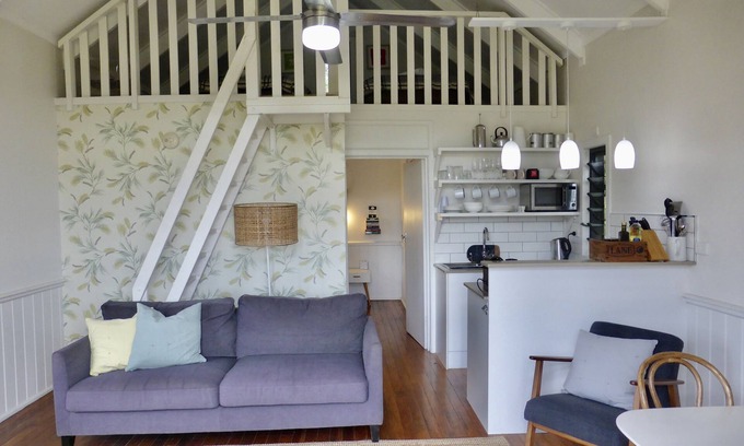 Tinonee Cabin | Mansfield on the Manning Grevillea Cabin 2-beautiful riverfront cabin