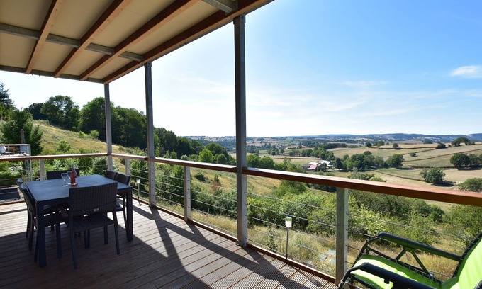 Cuzy Villa | Mansion in Cuzy with Pool & Forest Views