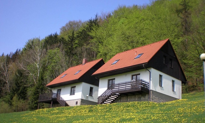 Starkov Villa | Mansion in Starkov near acitvities