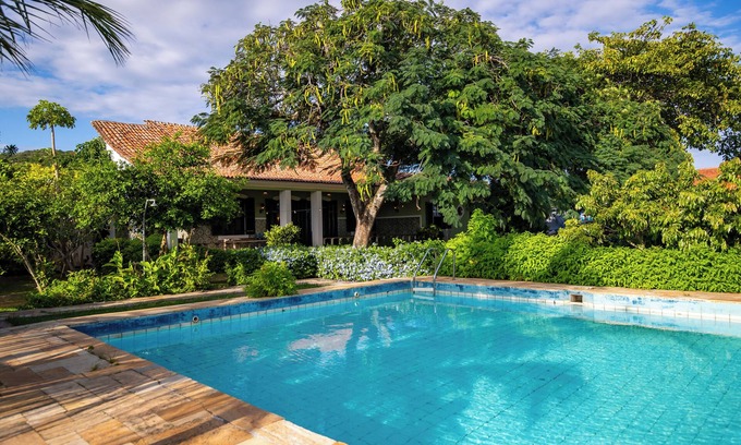 Cabo Frio House | Mansion on the Cabo Frio Canal with 6 Suites, Pool and Panoramic View