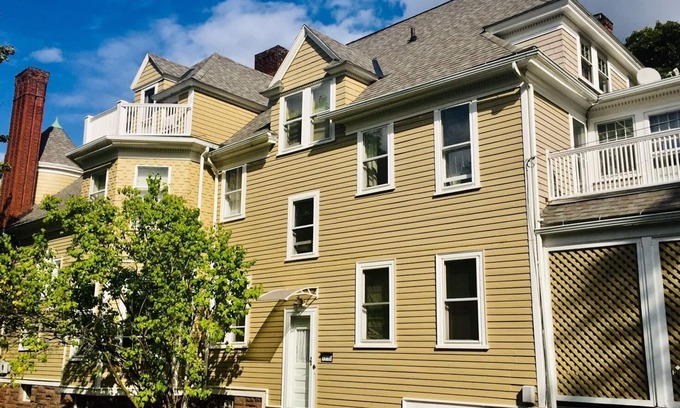 Corning Apartment | Mansion Suite, Peaceful Retreat, Experience Historic Charm in Spacious Comfort!