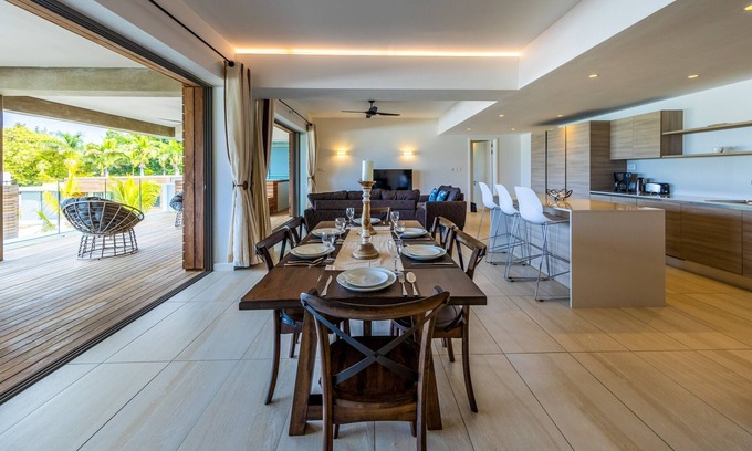 La Mivoie Apartment | Manta Cove - Premium Apartment by Horizon Holidays
