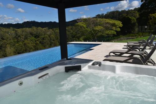 Mapleton Resort | Mapleton Springs