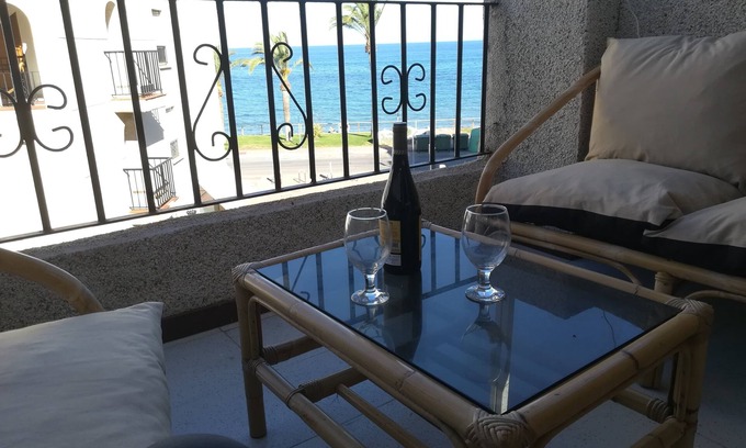 Oropesa del Mar Apartment | Marina D'Or, first line of the beach, the paradise of holidays