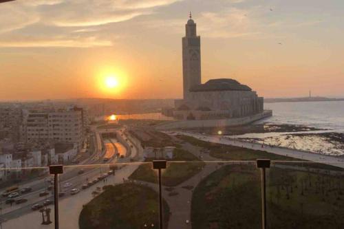 Casablanca Apartment | Marina - Sea & Mosque View by AppartAli for FAMILIES ONLY