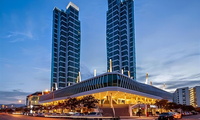 George Town Apartment | Maritime Suites by The Only Bnb
