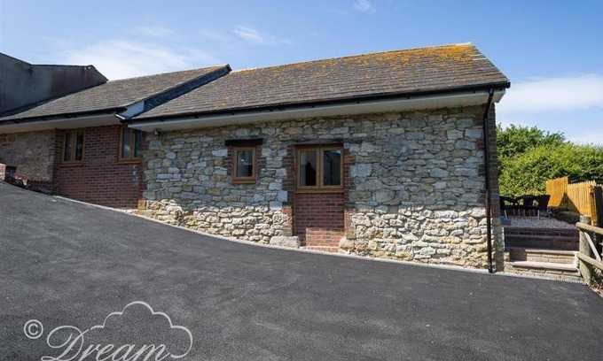 Wyke Regis House | Markham Cottage