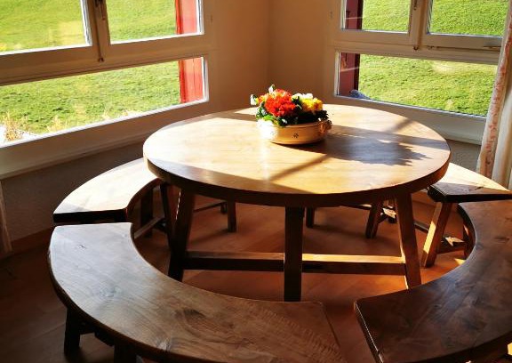 Meggen Apartment | Marmottin