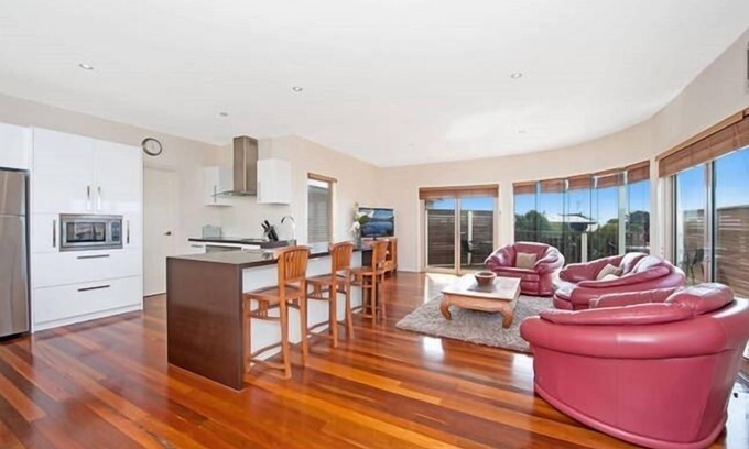 Apollo Bay House | Marriners View in Apollo Bay