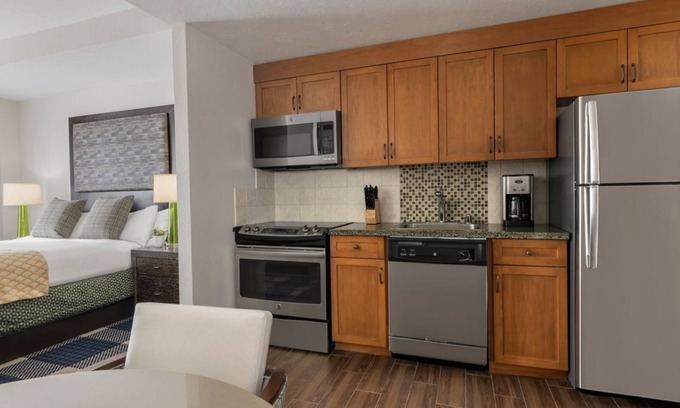 South Lake Tahoe Condo | Marriott/Heavenly Resort Studio Condo w/own private hallway.