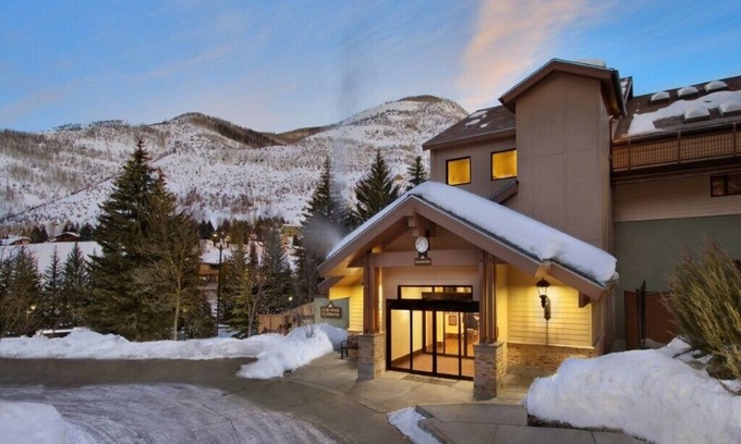 Vail Villa | Marriott Streamside Evergreen 3 nights April 18th - April 21th 2024