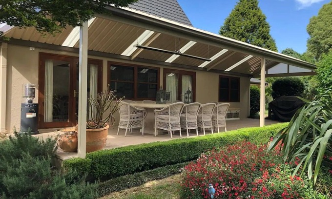 Burradoo House | Martha's . Your hideaway in the highlands.