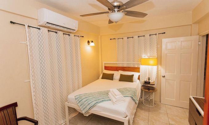 Potters Village Apartment | Martin's Way @ Potters Village 1 BR Apartment
