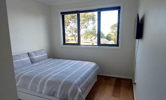 Broadmeadows House | Maruve Guesthouse 12 min from Melb airport