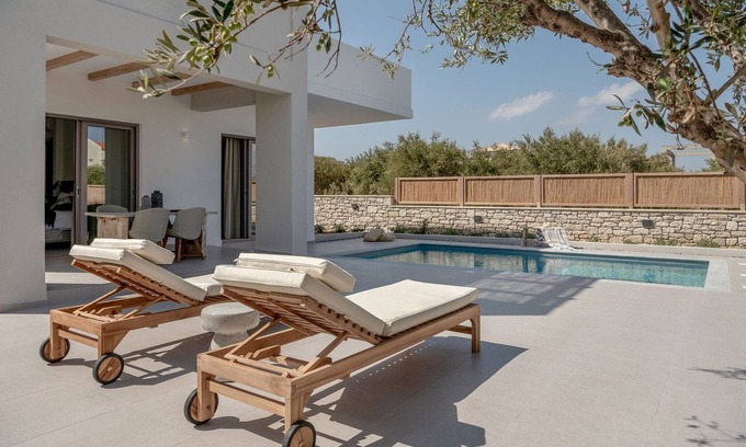 Tavronitis Villa | Marvelous Chania Villa | Villa King Kai | 2 Bedooms | Private Outdoor Pool |.