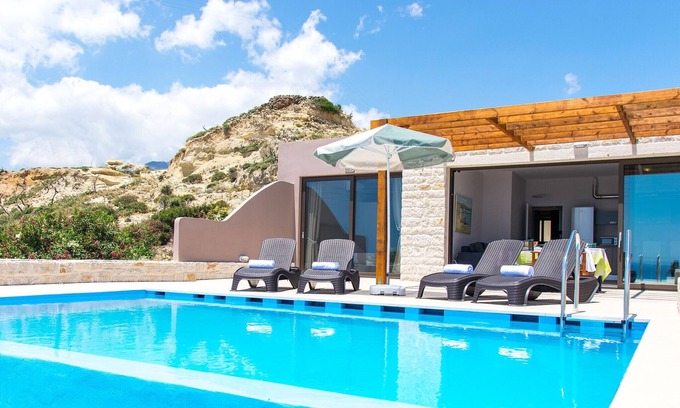 Frangokastellon Villa | Mary 3, Waterfront villa,Private pool,Tavern
