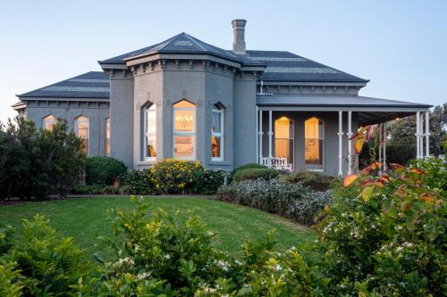 Williamstown House | Mary MacKillop Spirituality Centre, St Joseph's by the sea