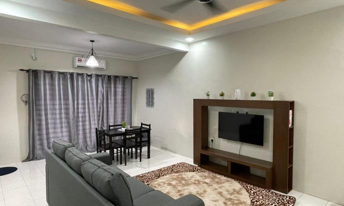 Desa Manjung Raya House | Maryam Homestay Lumut