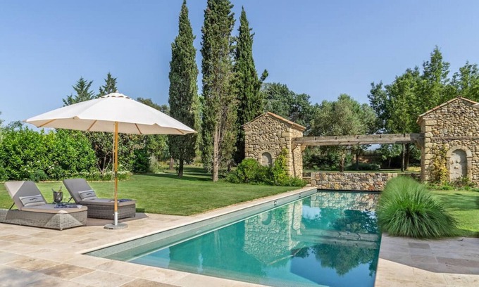 Saint-Pargoire Villa | Mas des Oliviers - Beautifully renovated Mas surrounded by vineyards