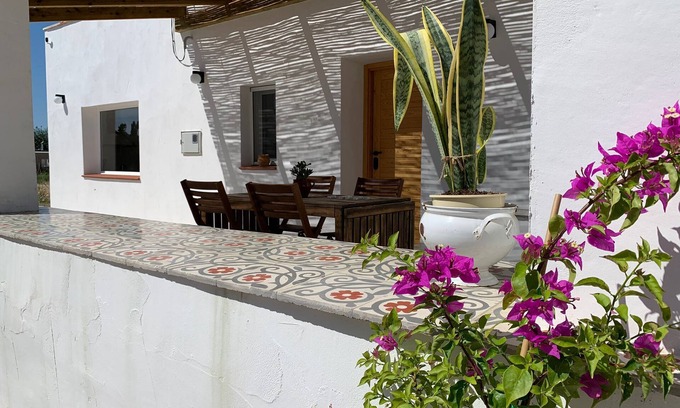 Sant Jaume d'Enveja Cottage | Mas Midó. Masia Restaurada en Delta del Ebro