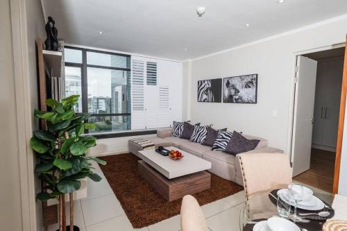 Greater Johannesburg Metropolitan Area Apartment | Masingita Towers - Luxurious Apartment Condo in Sandton