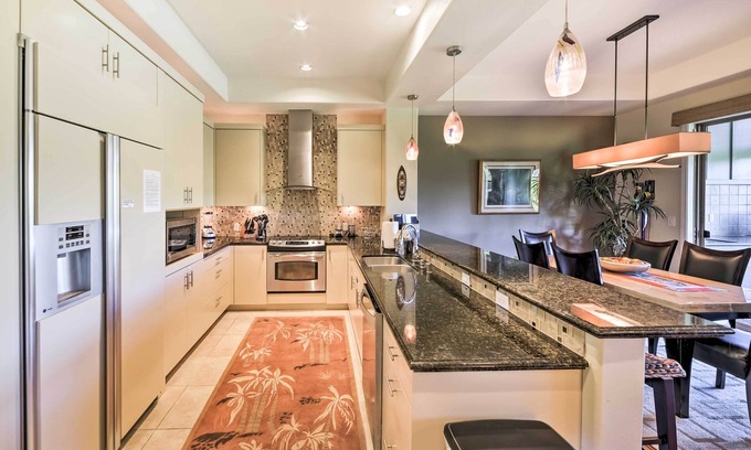 Kulalani Apartment | Mauna Lani Resort Condo: 10-min Walk to Beach!