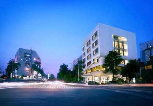 Melawai Hotel | Maxone Premier Melawai