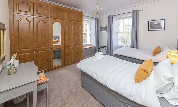 Kirkmichael Bed & Breakfast | Maxwelston Farmhouse