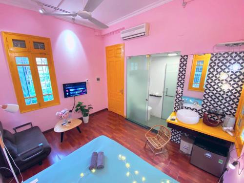 Hoan Kiem House | May - PINK 02 - Phone 09756-59323