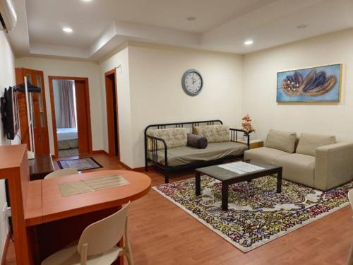 Medan Tuanku Apartment | Maytower Apartment Studio Kuala Lumpur