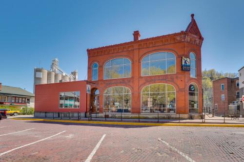 McGregor Apartment | McGregor Condo with Brewery On-Site Steps to River!