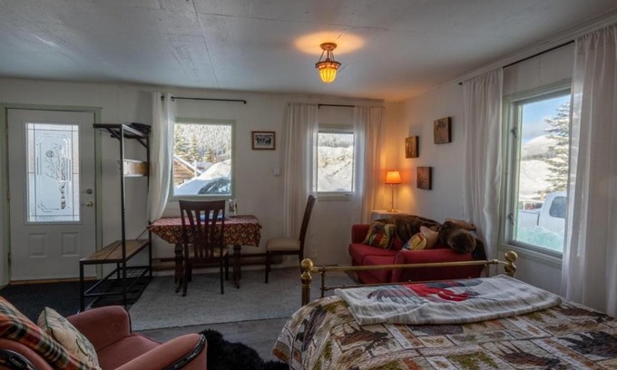 Wells Hotel | Meadow Suites in Wells