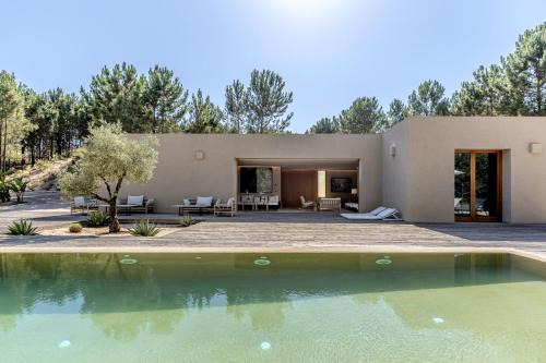 Grandola Villa | Melides Premium Villa With Pool by Homing