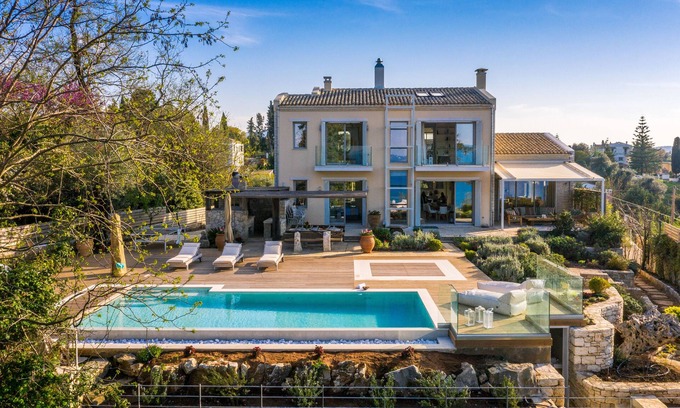 Corfu Town Villa | Melithea Seaview Villa: Stunning views, Infinity heated pool, Indoor jacuzzi