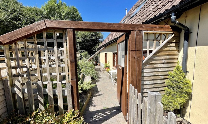 Shipham Cottage | MENDIP COTTAGE, with a garden in Shipham