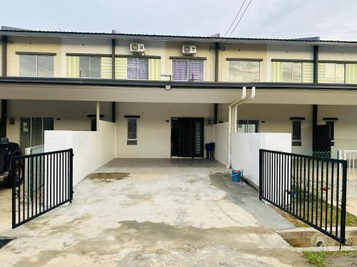 Tuaran House | Meoster Homestay Tuaran