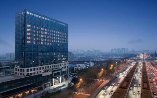Chenghua Hotel | Mercure Chengdu Longtan