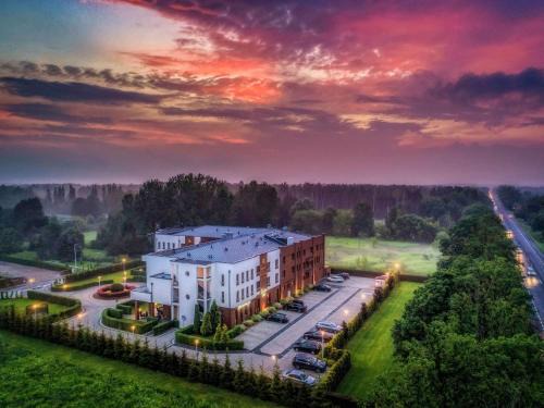 Warsaw Hotel | Mercure Wiazowna Brant