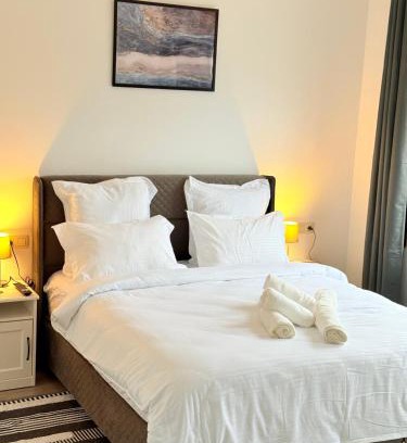 Ransart Apartment | Mervaroom