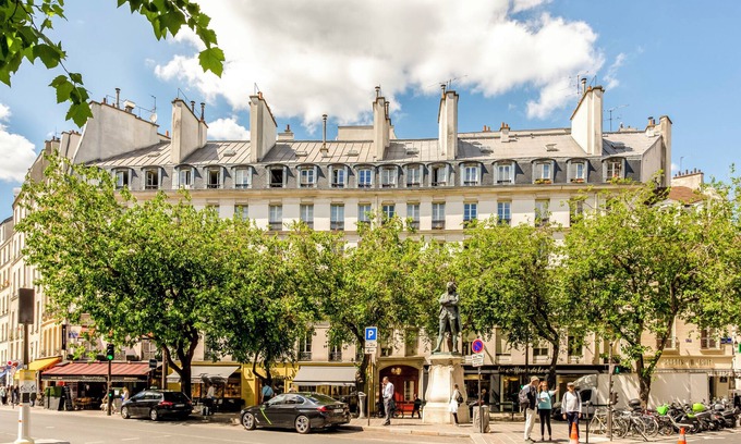 Arsenal Apartment | Merveil Luxury Suites - Marais - Antoine I-II