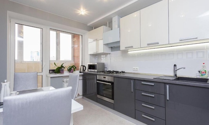 Minsk City Centre Apartment | metro Frunzenskaia, Maksima Tanka, 16